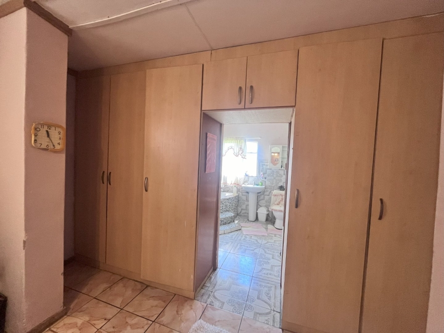 3 Bedroom Property for Sale in Lourierpark Free State